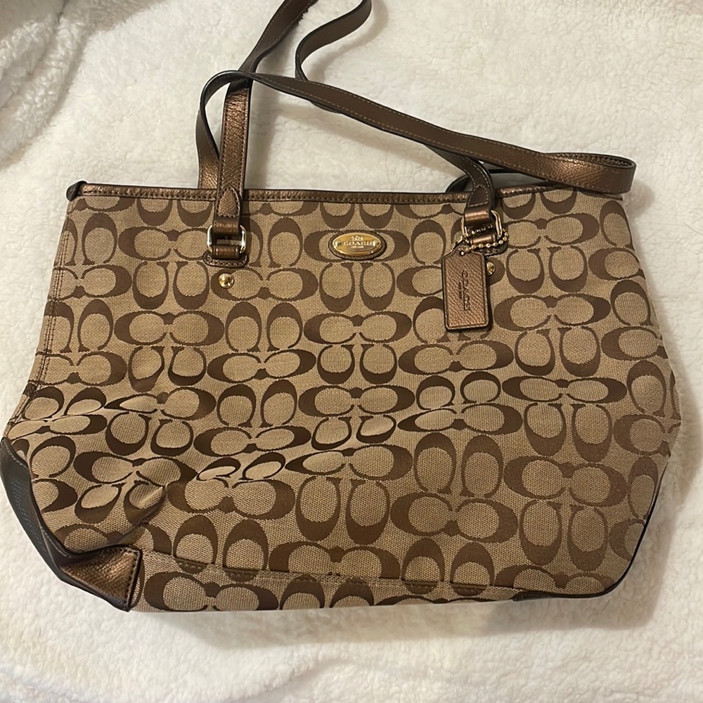 Coach brown handbag
